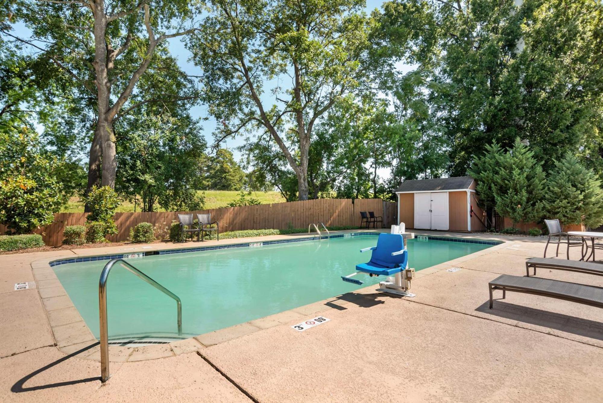 Best Western Montgomery I-85 North Bagian luar foto
